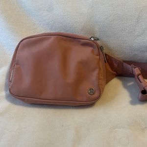 Pink LuluLemon crossbody bag size 2L